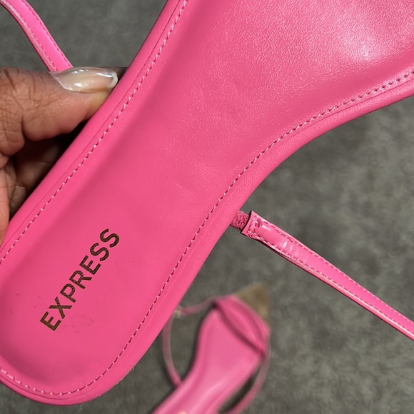 Express Gladiator sandal - Picture 3 of 6